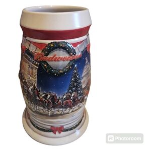 Vintage New 2001 Budweiser Stein Holiday The Capital Clydesdale *Box Damage*